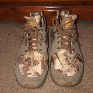 Nike Huraches